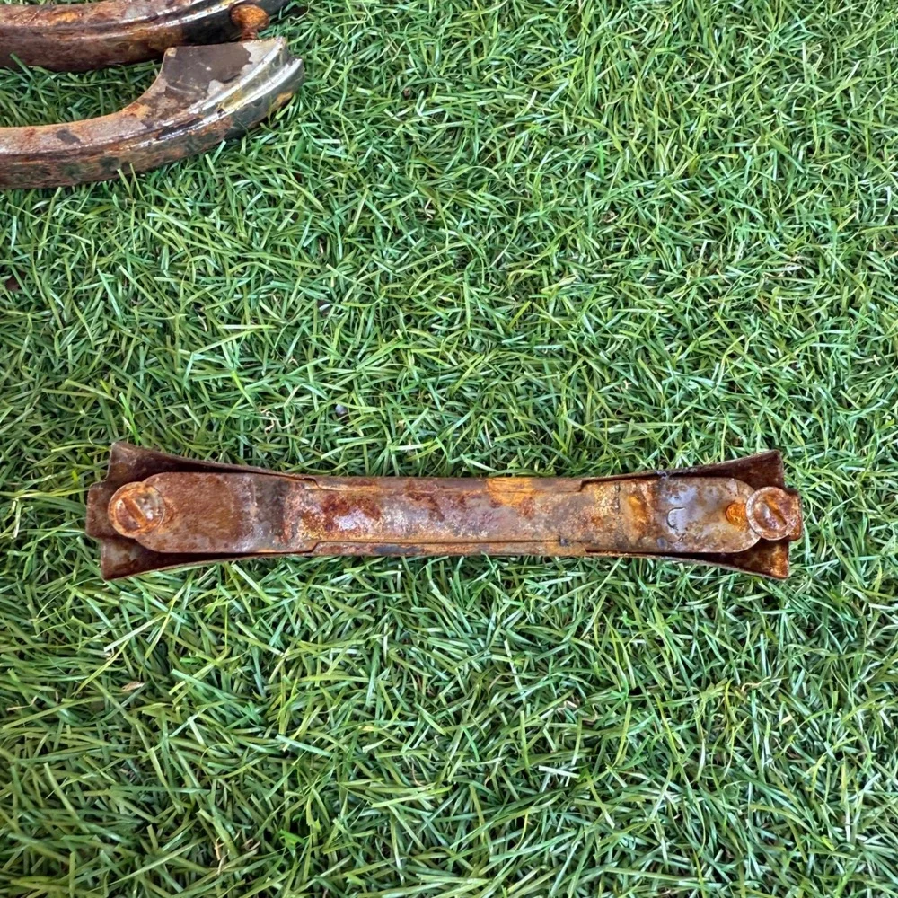 Authentic Original Vintage Style pulls have